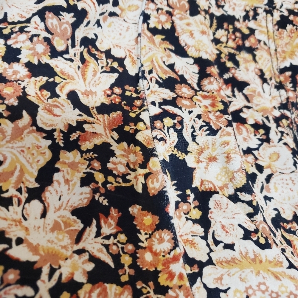 Anthropologie Floral Pants - Black and Cream - Picture 12 of 16